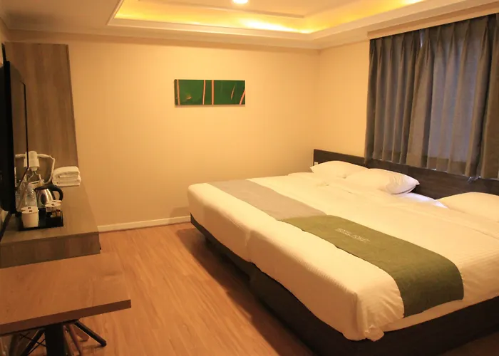 Hotel Foret The 3*